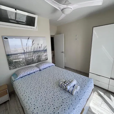 Daire New Deluxe Stunned Seaview 2 Bed